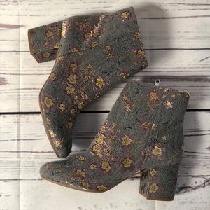 Zigi Soho Ankle Boots Block Heel